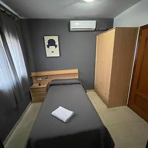 hostal-del-carmen.catalonia-hotels.com/