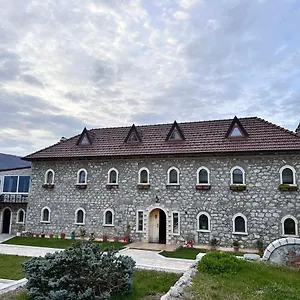 Vendégház Bujtina Gjana